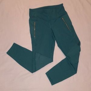 ✔️Old Navy Teal Active Leggings